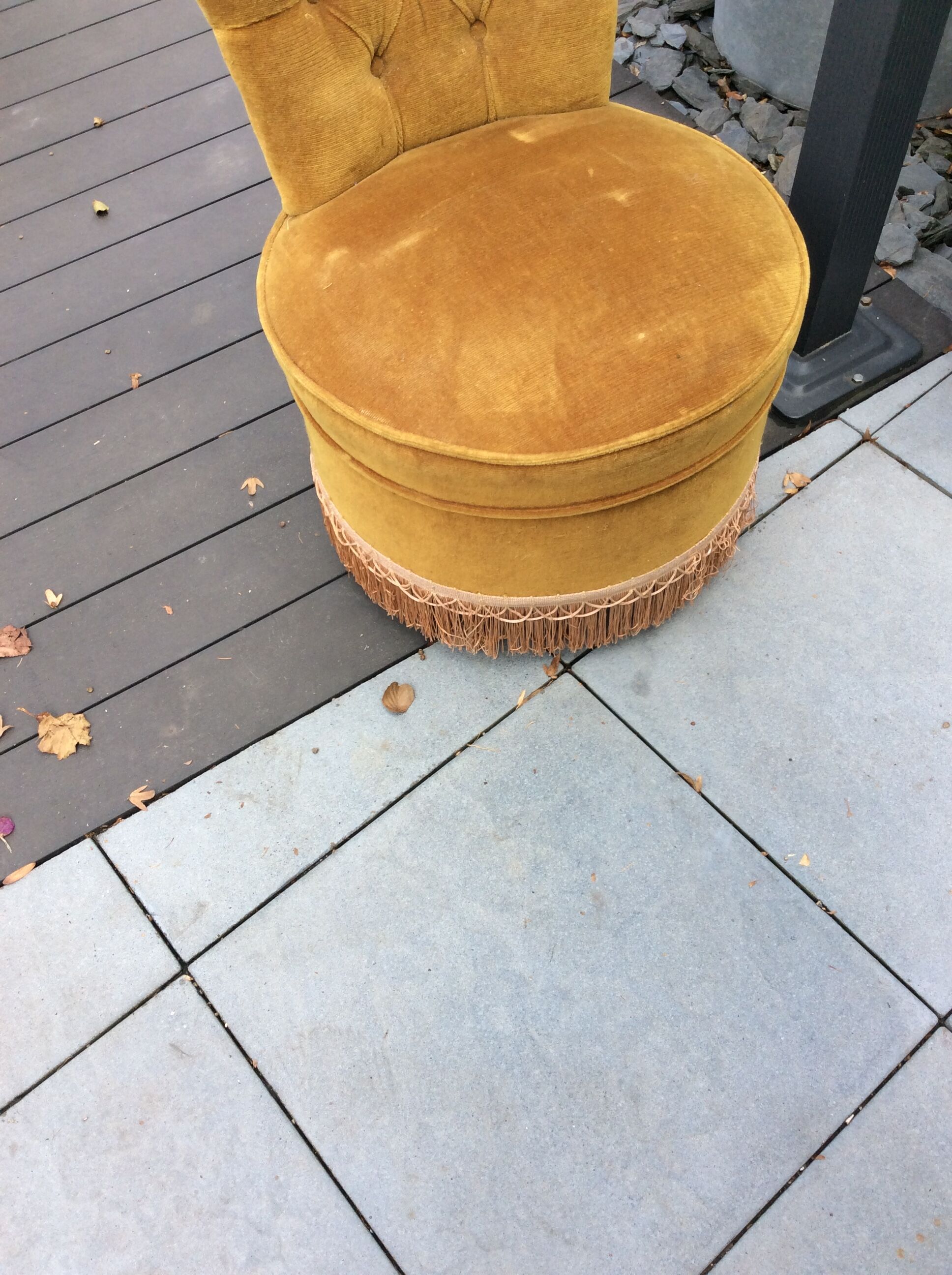 Toad armchair style Louis XV