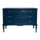 Commode vintage restaurée en bleu marine, style Louis XVI.