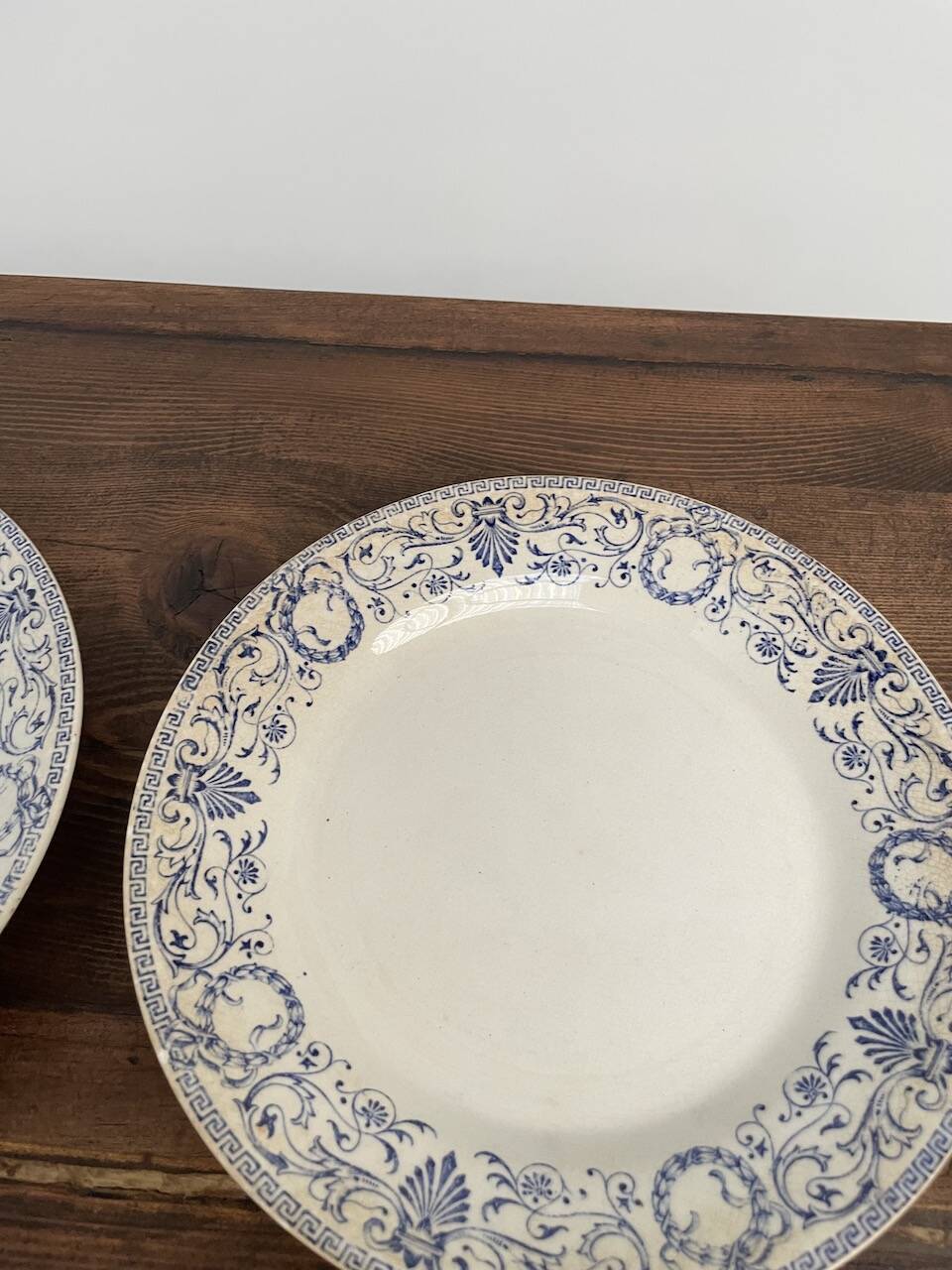 Set of 23 pieces of Marie Louise ironstone service