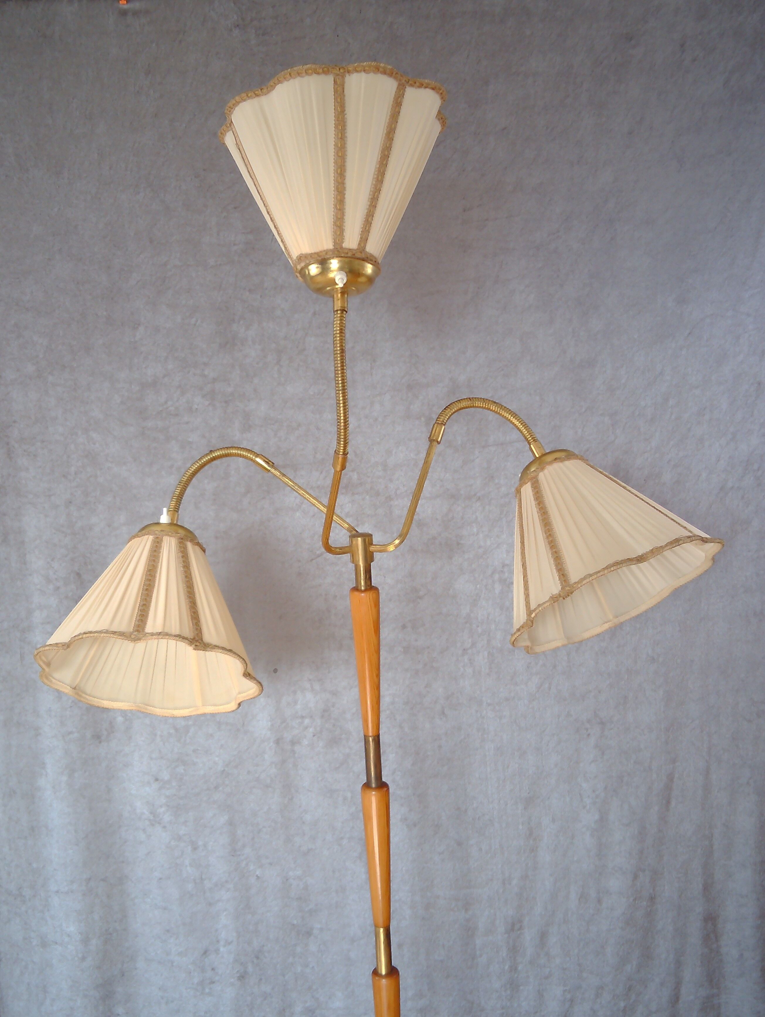 Vintage 3-armed floorlamp, 1940's
