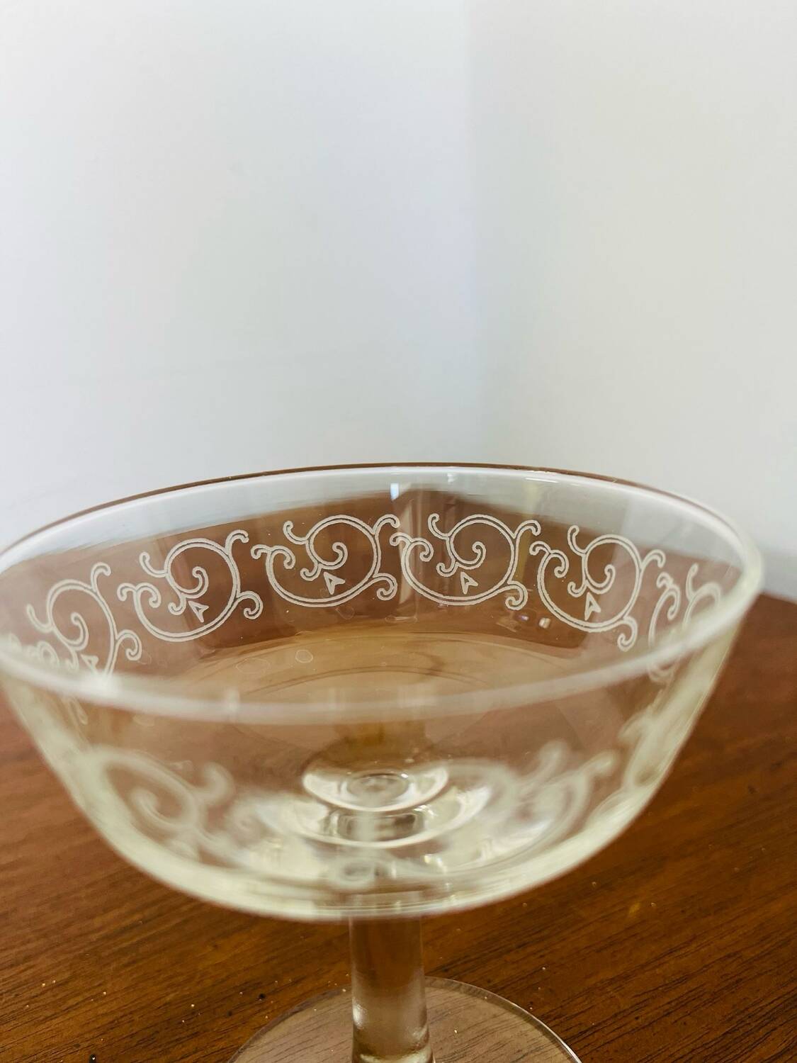 5 coupes à champagne arabesque luminarc années 70