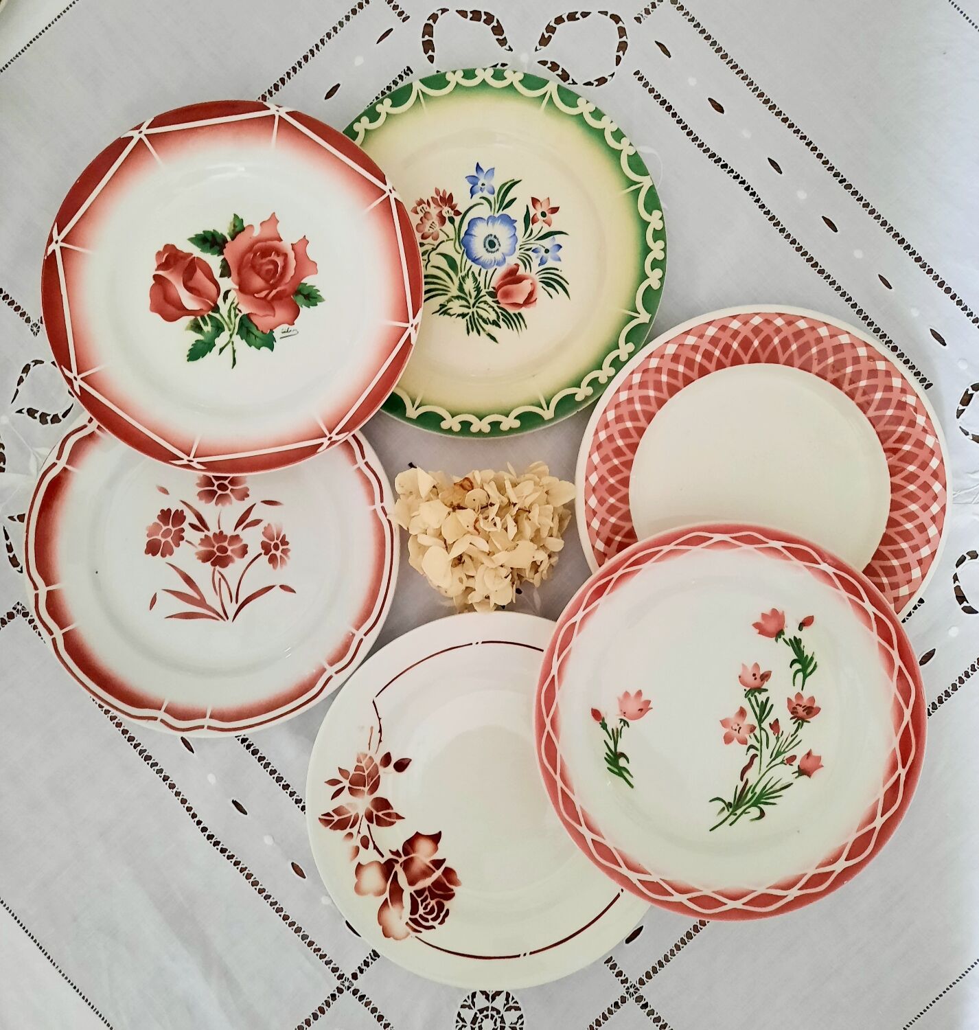 6 old flat plates mismatched in earthenware