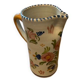 Ceramic carafe pitcher