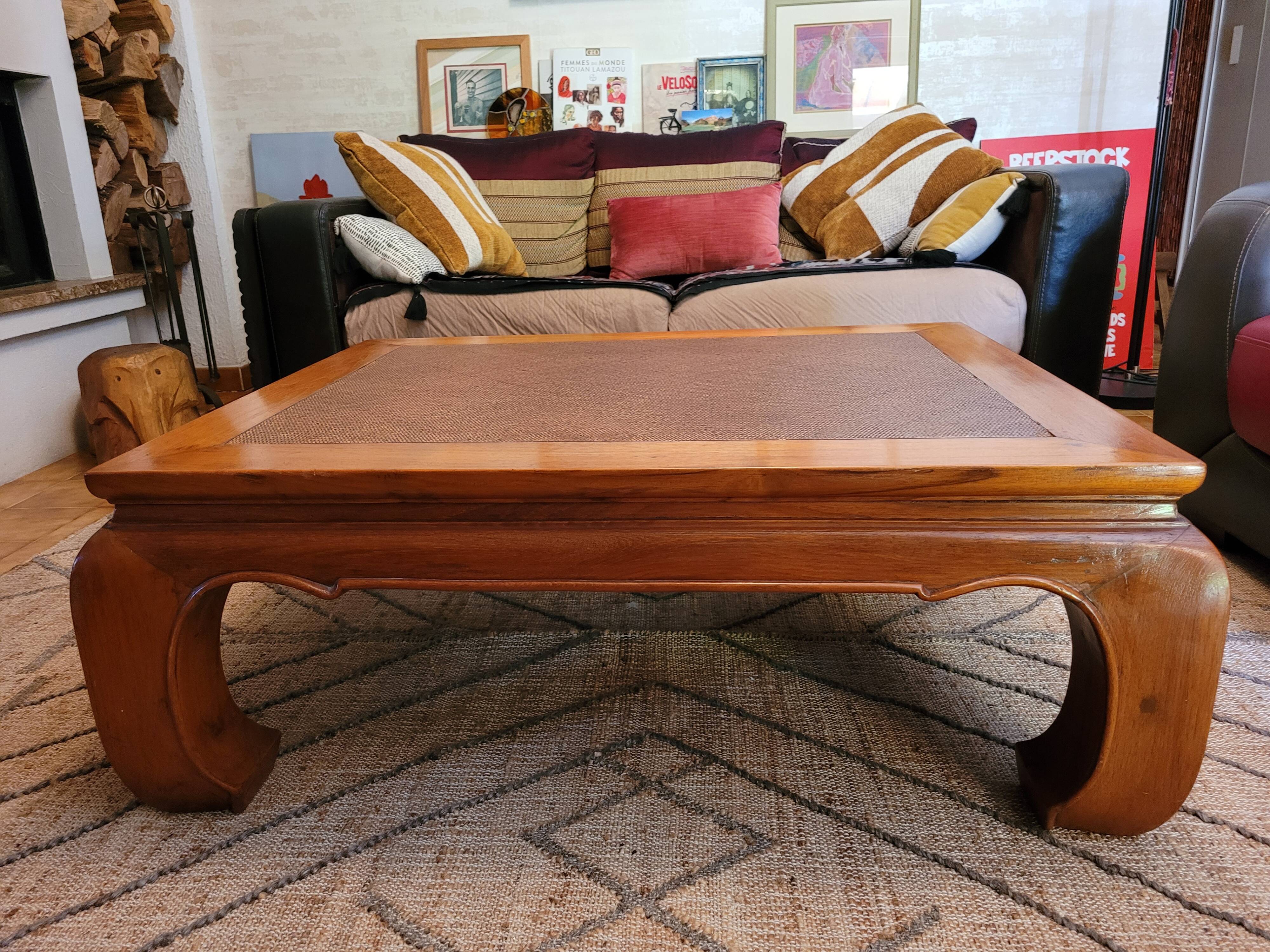 Coffee table for the living room