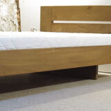 Regain massive elm bed