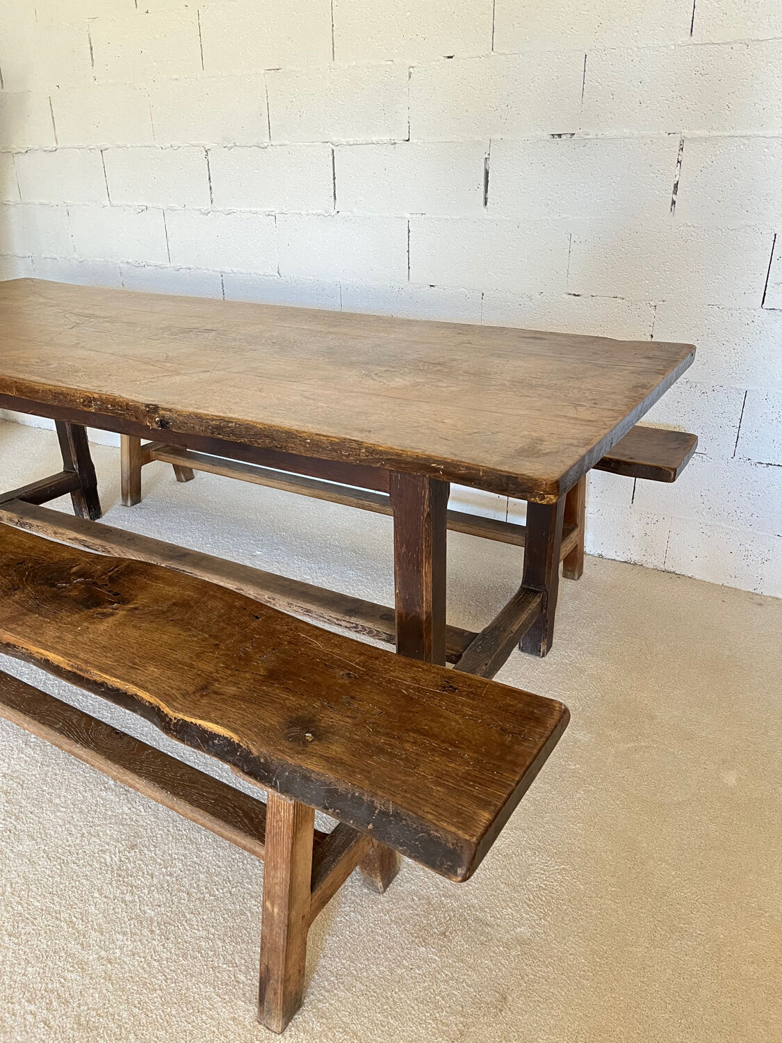 Table de ferme et bancs