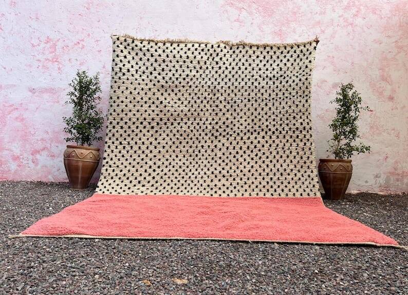 Handmade Berber rug, size 150 x 250 cm.