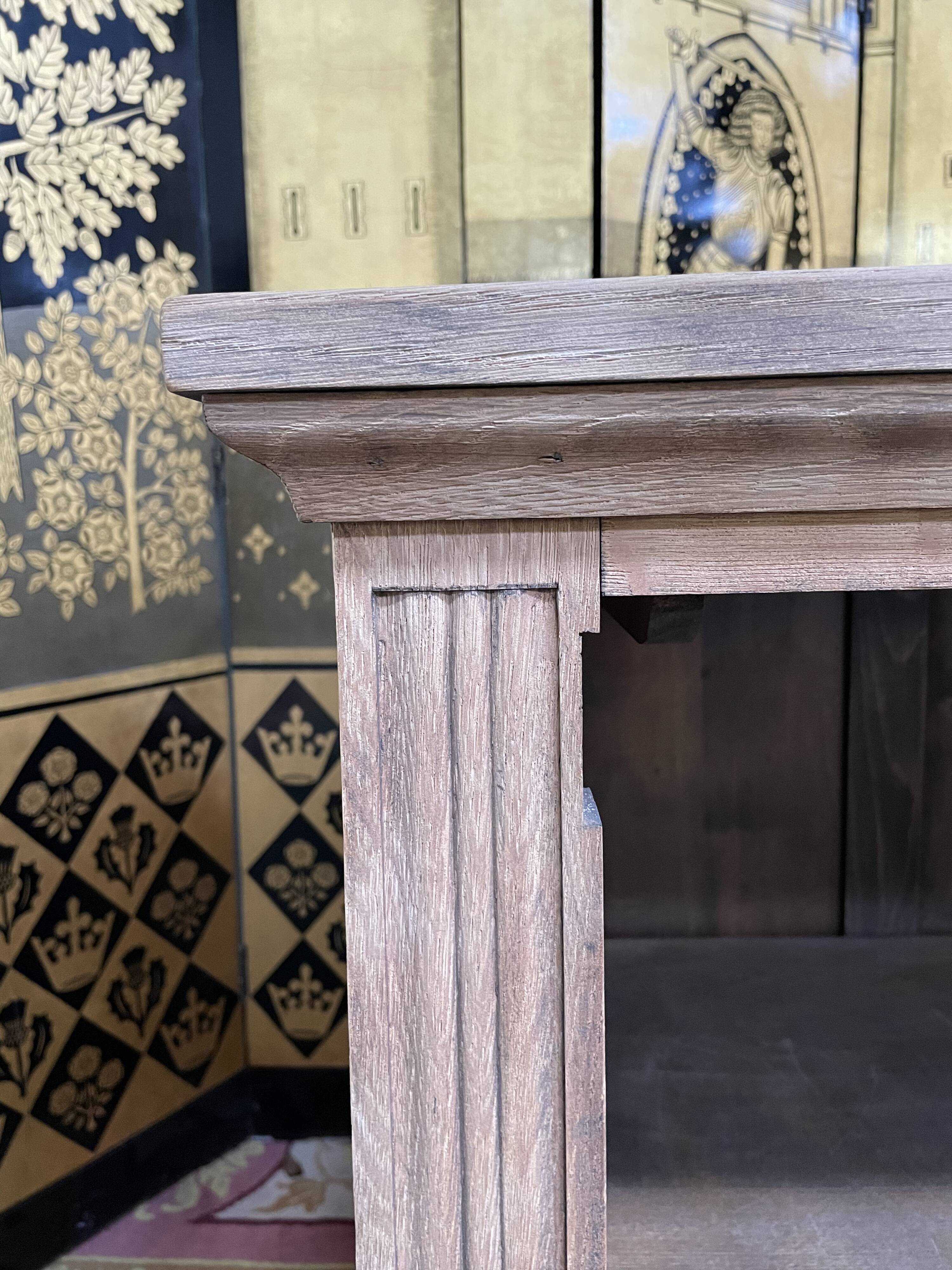Aero gummed solid oak sideboard