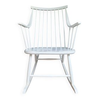 Vintage rocking chair