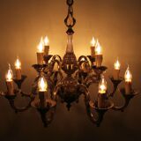 Lustre en bronze, style Mazarin, 12 feux, milieu XIXème.