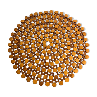 Flat wooden under dish