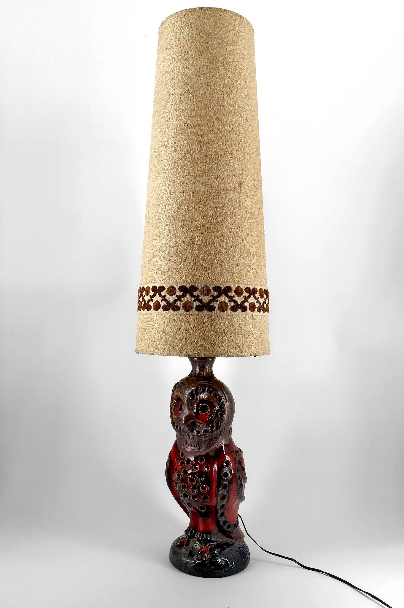 Important ceramic lamp / floor lamp, Owl, by Walter Gerhards