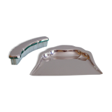 Collects stainless steel table crumbs