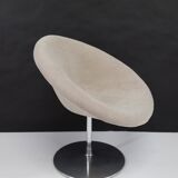 Little Globe chair by Pierre Paulin
