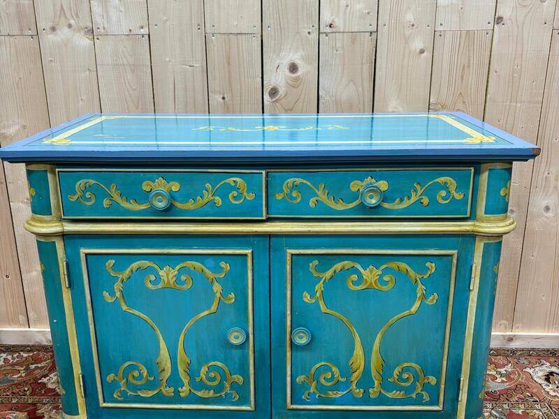 Commode peinte