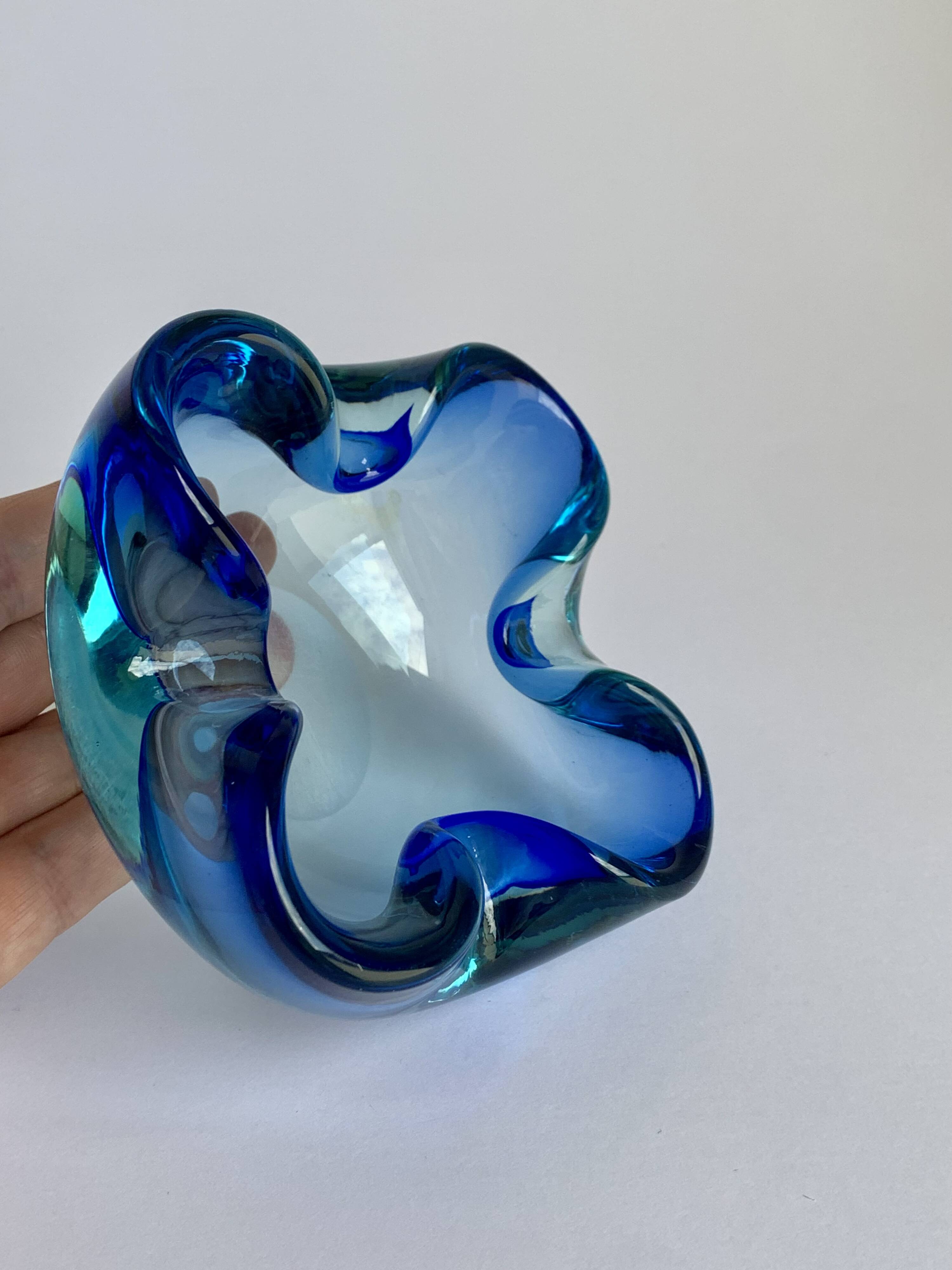 Murano Glass Bowl in Deep Blue and Mint Green