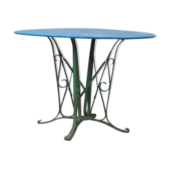 Garden table