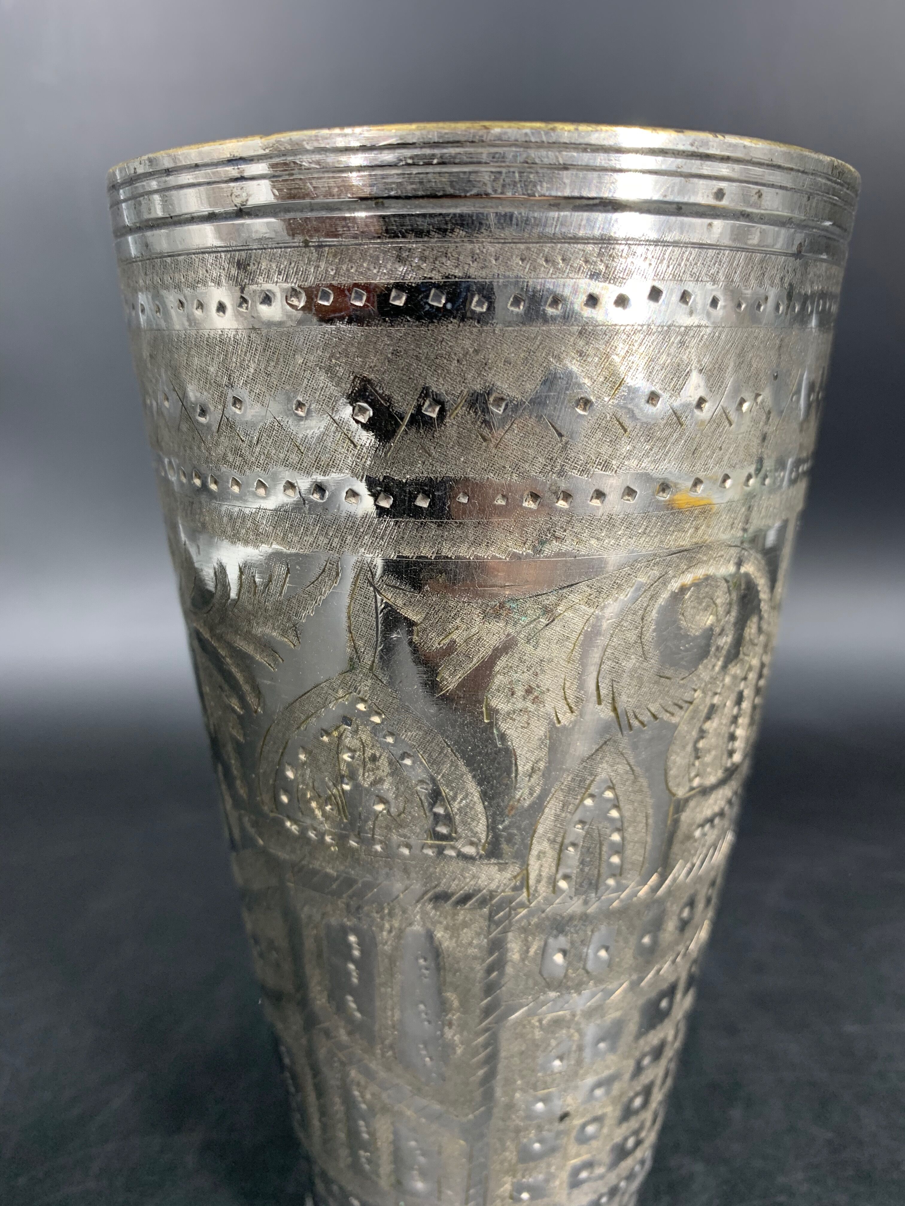 Glass in former Lassi No.14, India / Pakistan