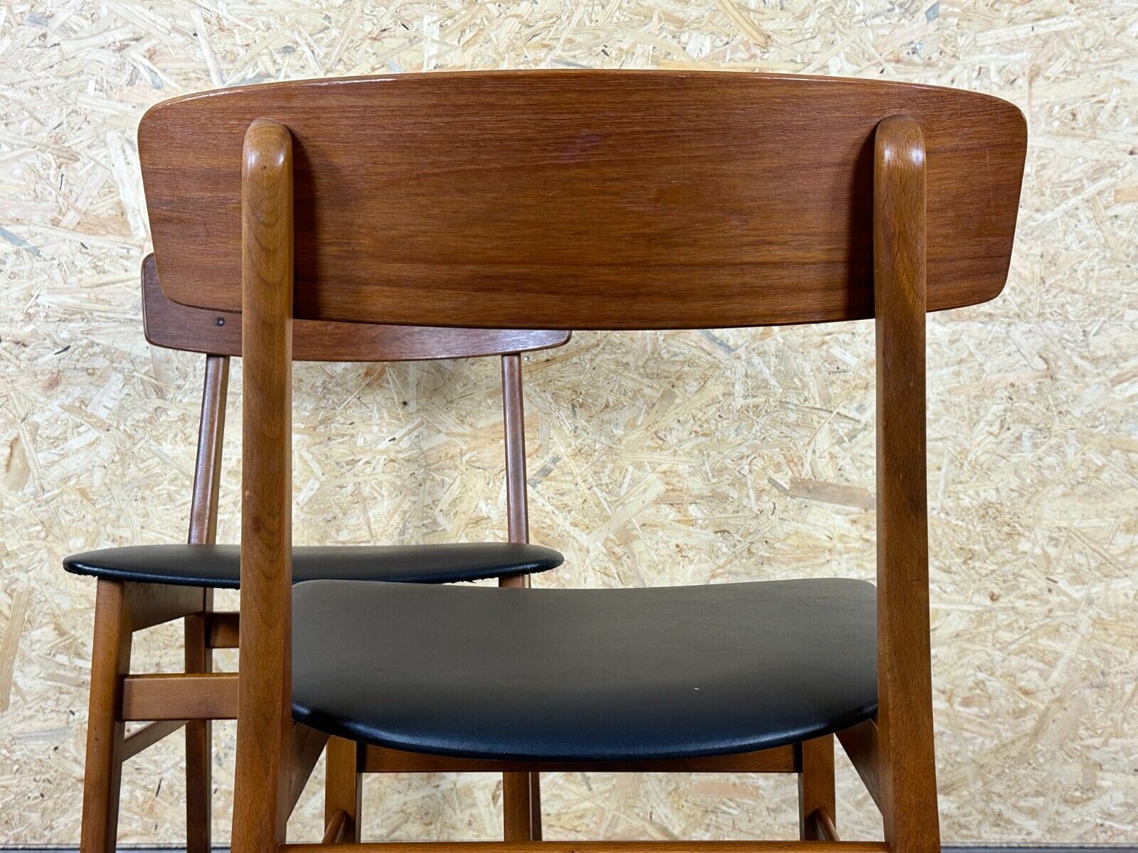 Chaises de salle à manger en teck par Farstrup Møbler Fabriqué au Danemark