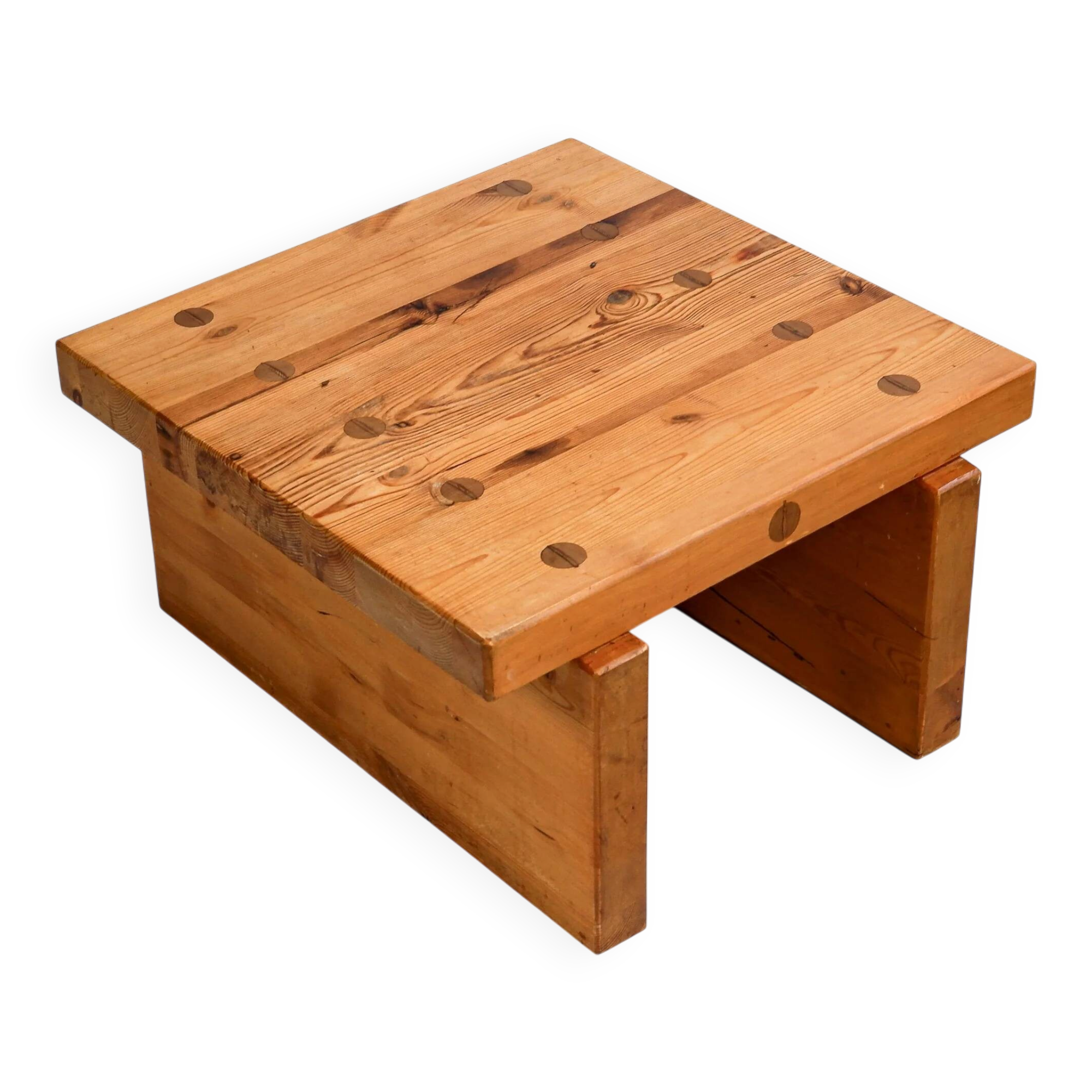 Roland Wilhelmsson coffee table model "Bamse" 1973 in solid pine.