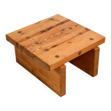 Roland Wilhelmsson coffee table model "Bamse" 1973 in solid pine.