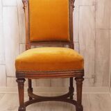 Chaise ancienne capitonnée Style Régence - Structure bois et rembourrage en crin –  Couleur moutarde