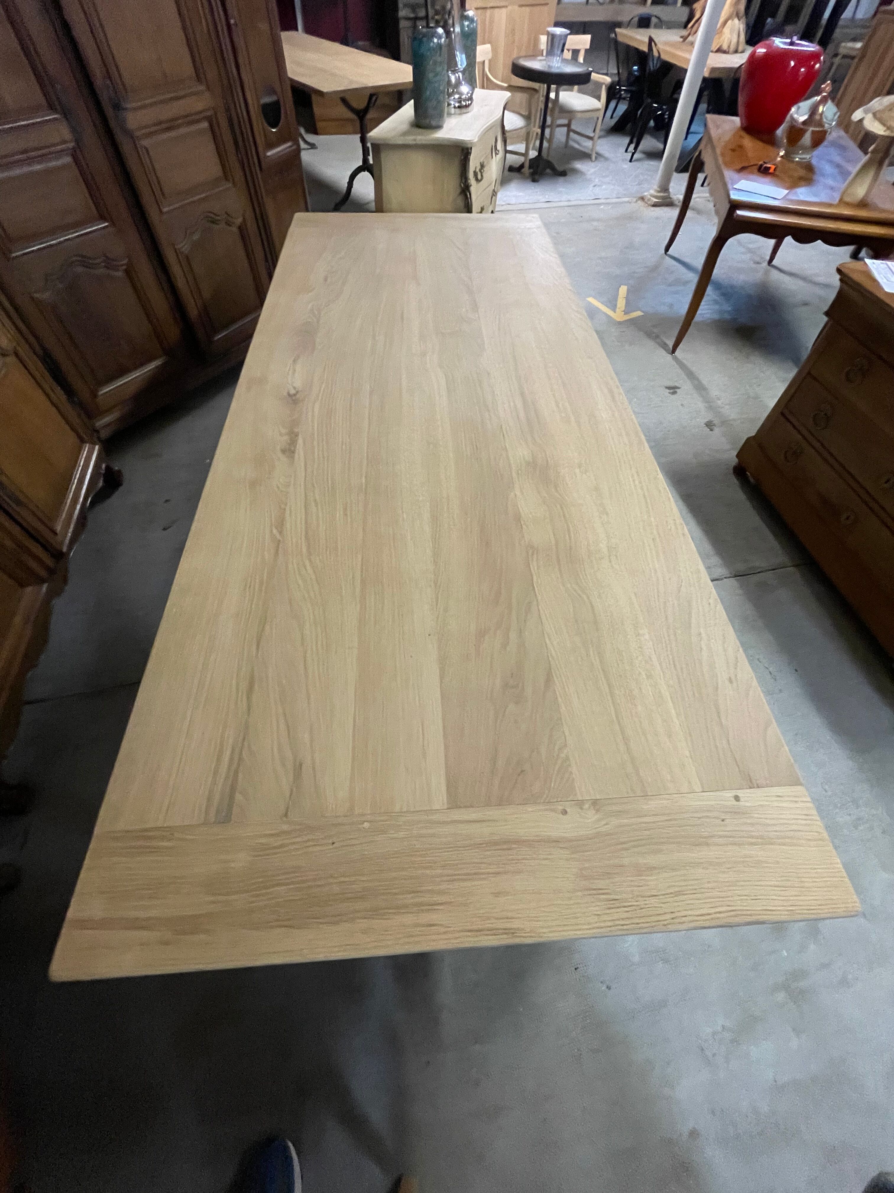 Table oak raw