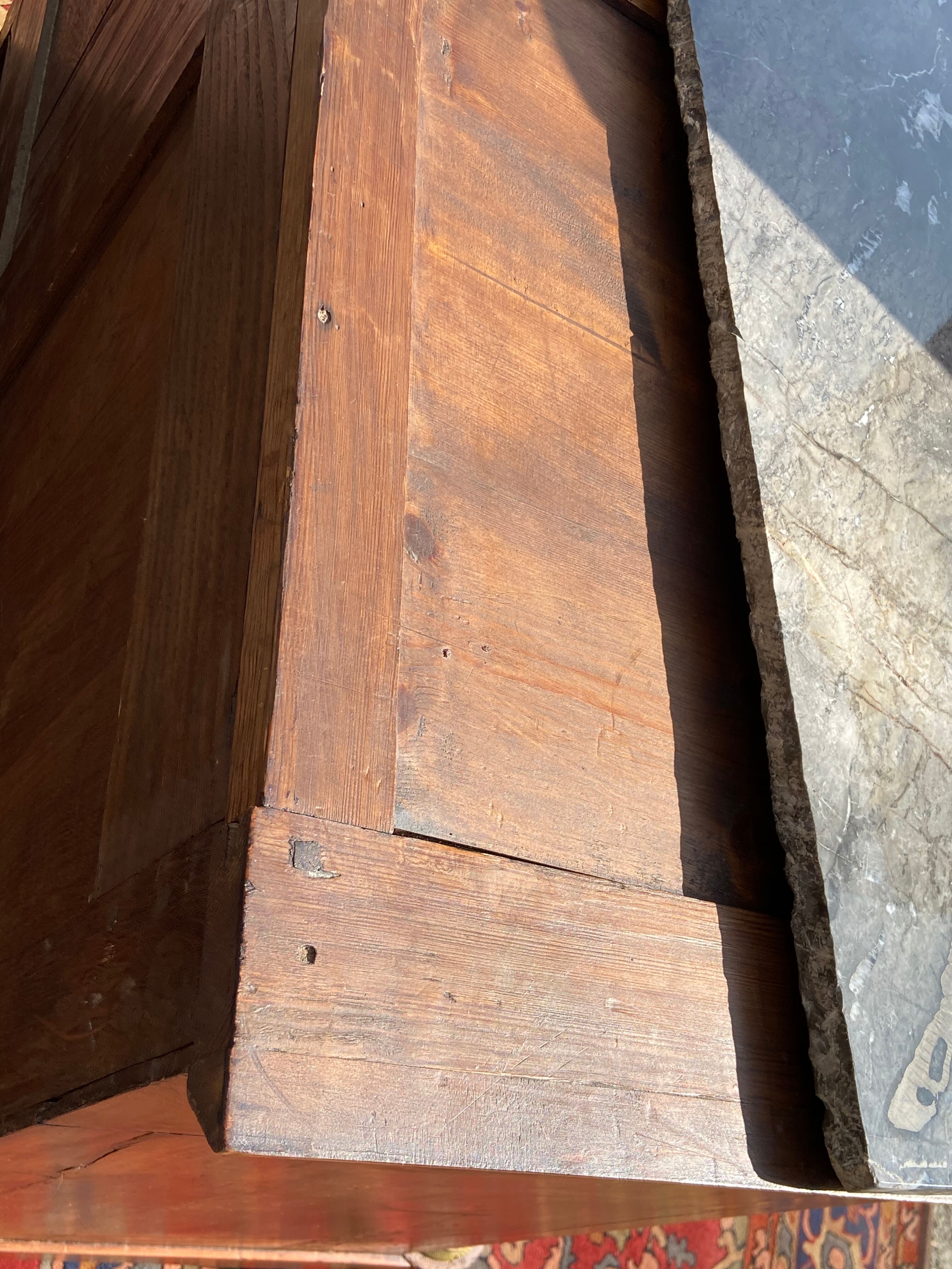 Chest of drawers of the period empire in cherry