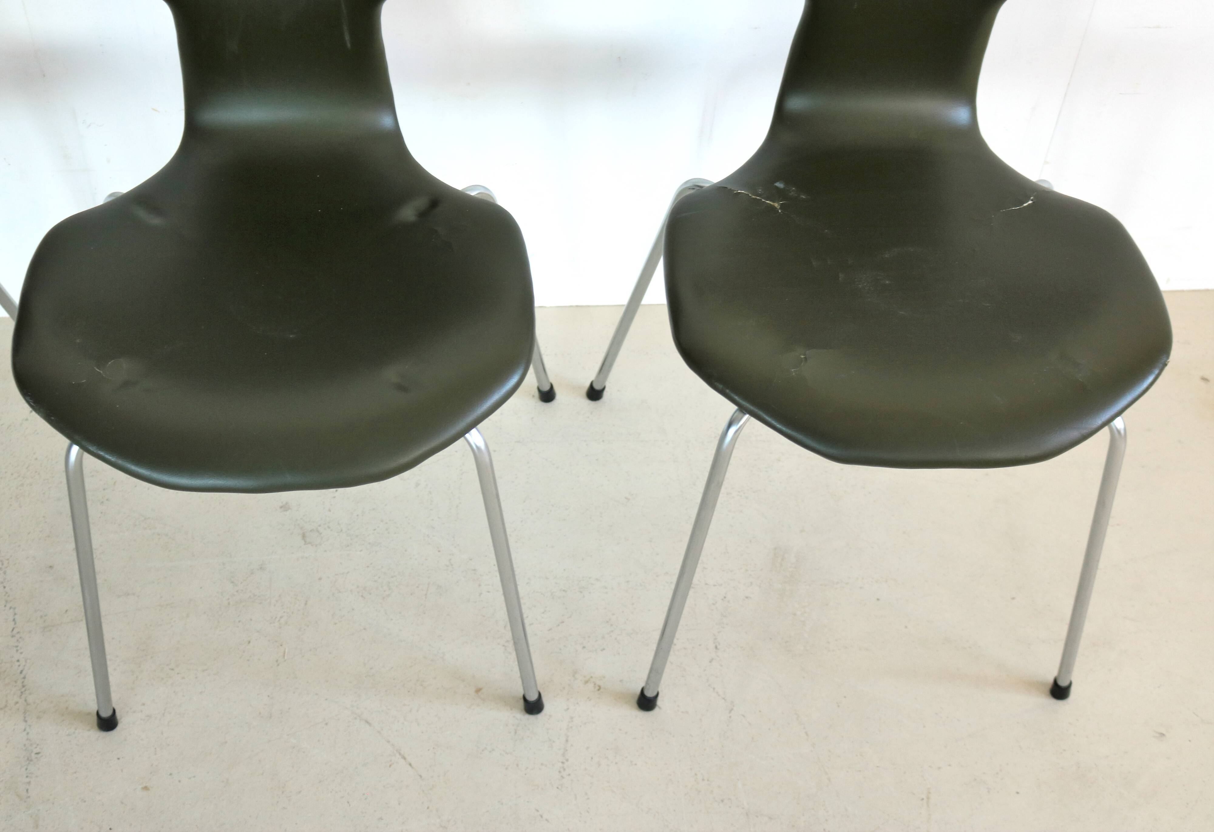 Six chaises « marteau » vintage par Arne Jacobsen pour Fritz Hansen
