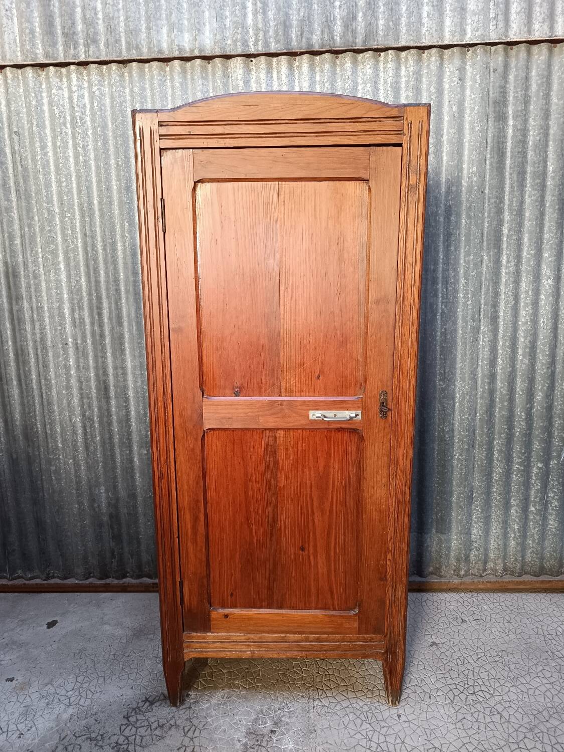 Armoire parisienne - Bonnetière