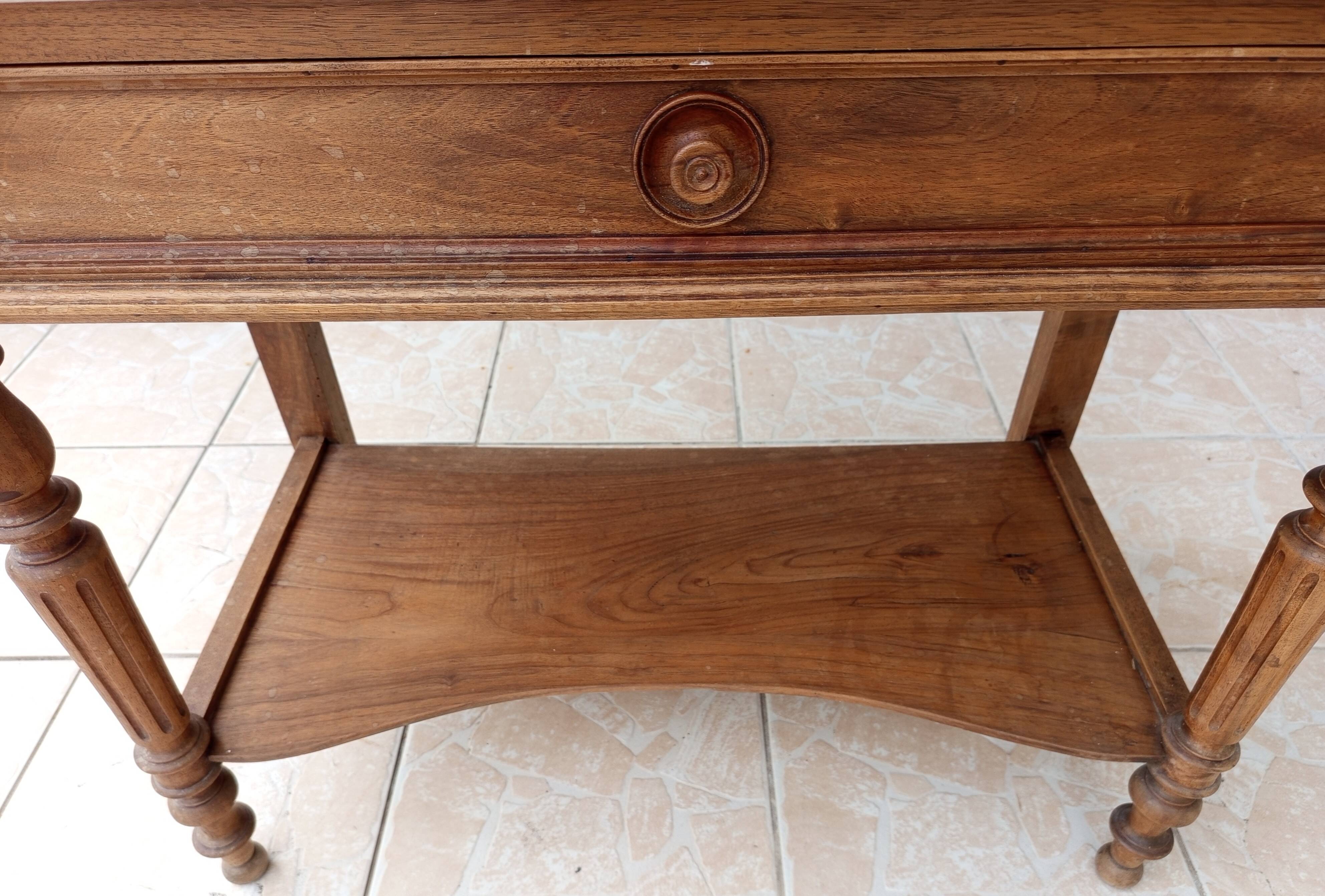 Walnut vanity unit