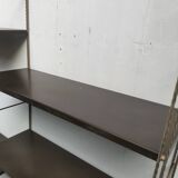 Metal string shelf