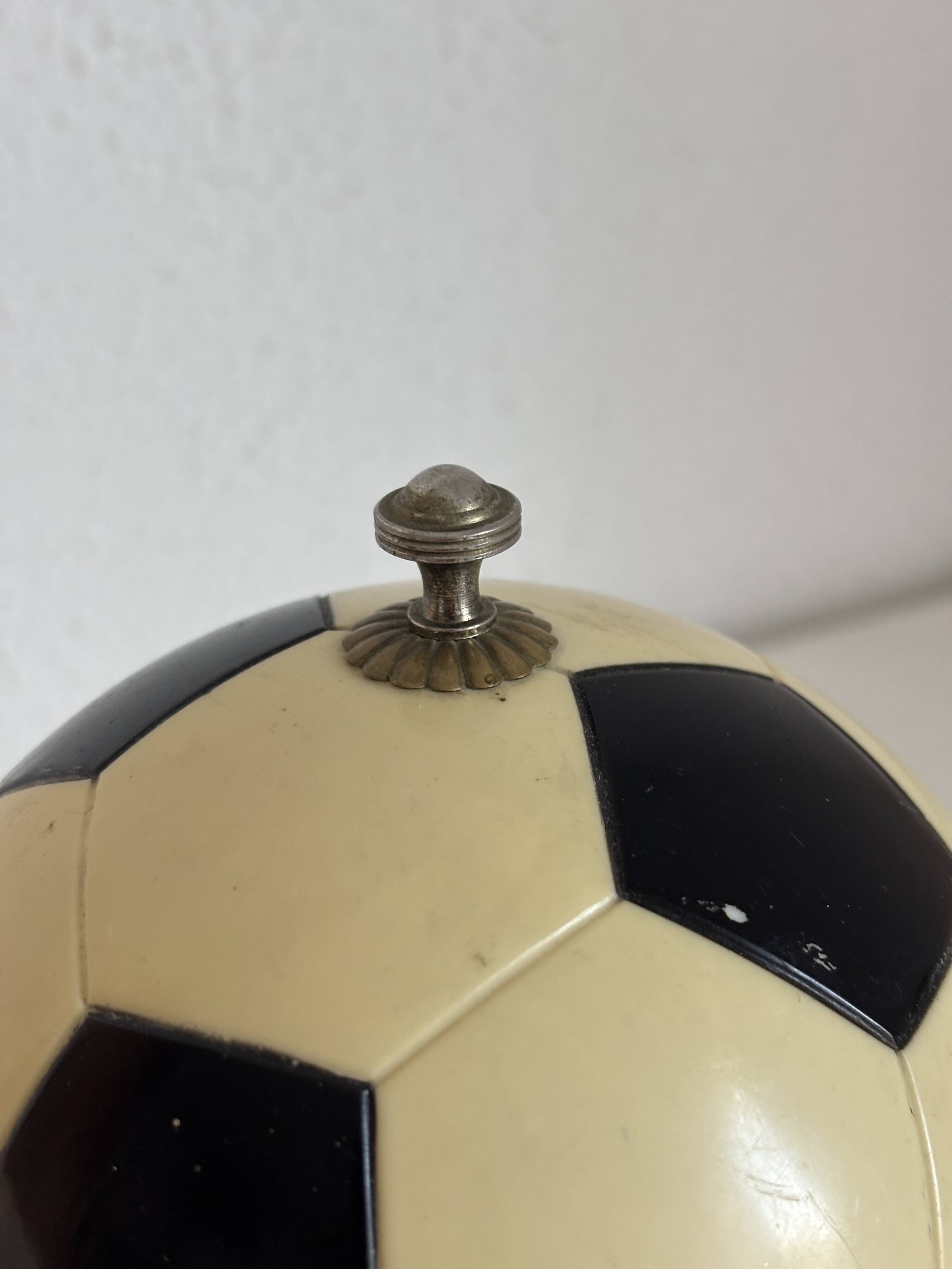 Porte-cigarettes vintage 1960 ballon football distributeur boîte - 16 cm
