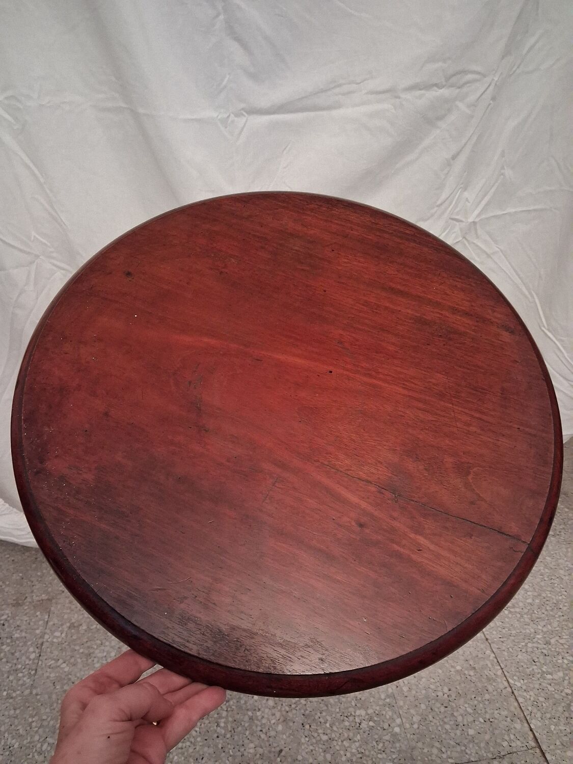 Mahogany gueridon