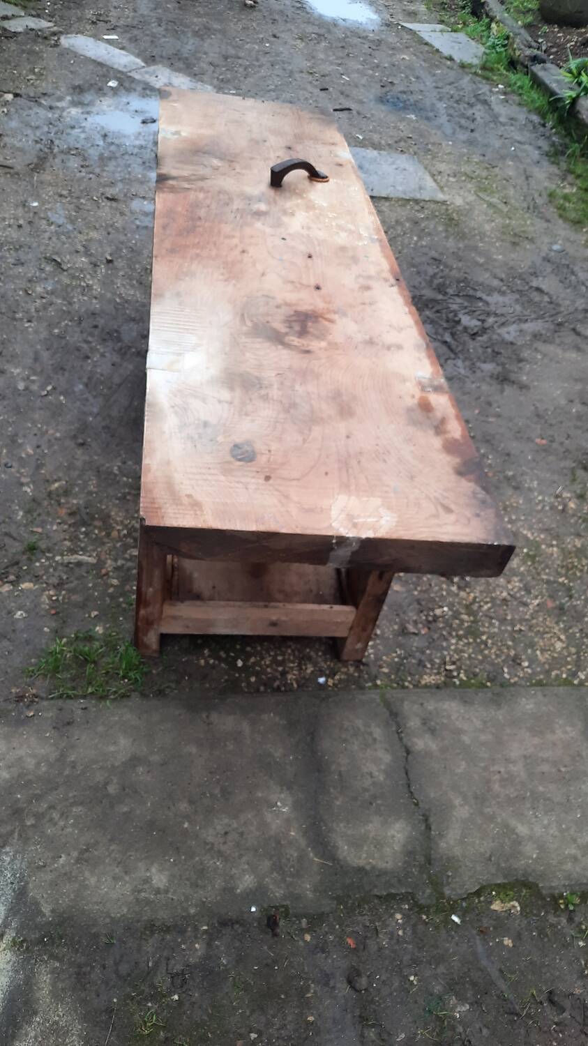 Carpenter's workbench