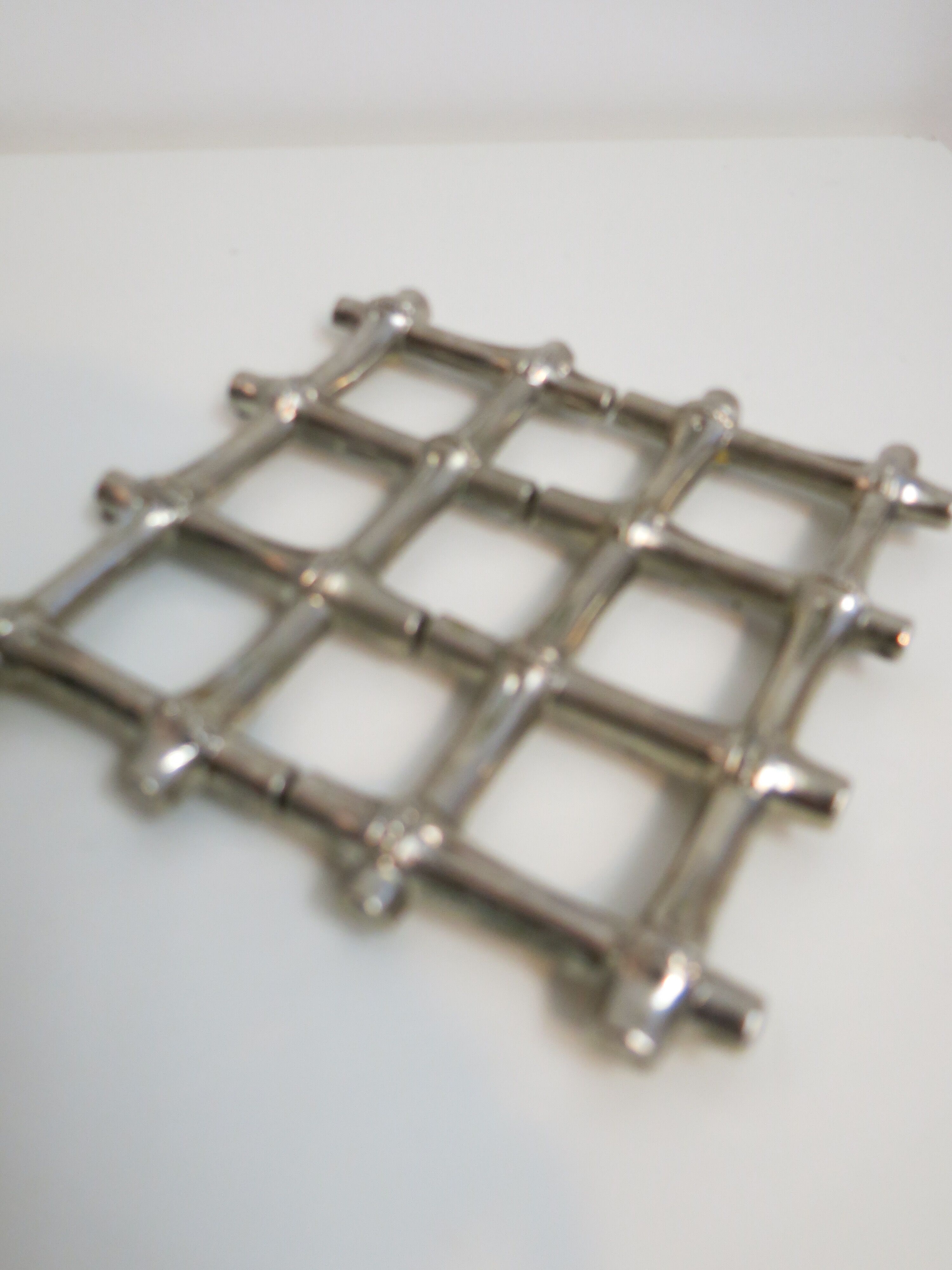 Stainless steel stretch underside