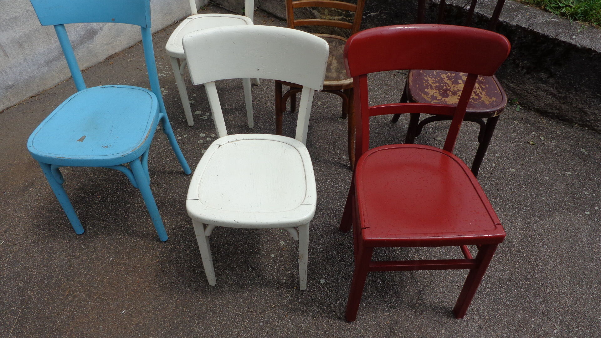 6 chaises bistrot peintes