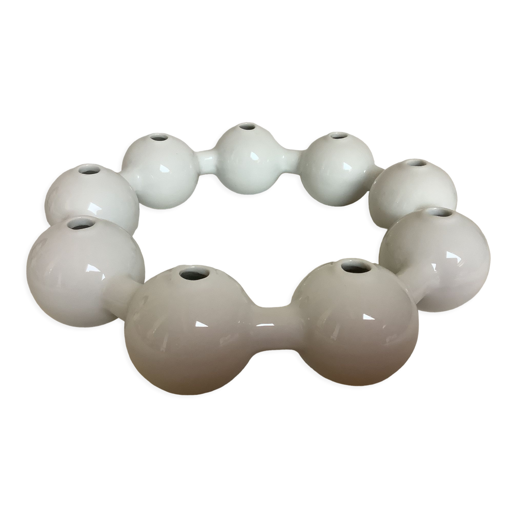 Pique flowers crown white ceramic