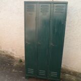 Cloakroom 3 doors 50 years