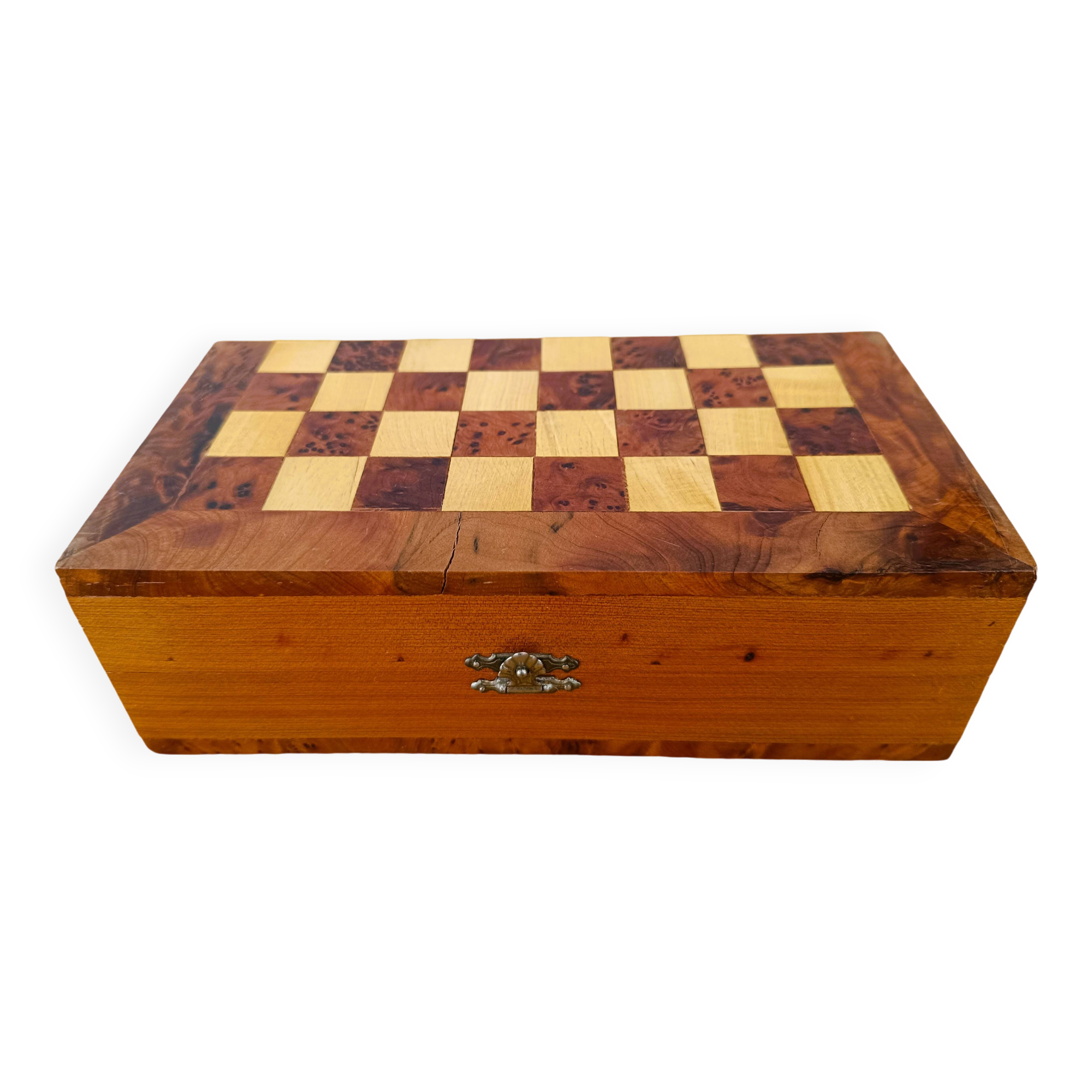 Chess and backgammon game
