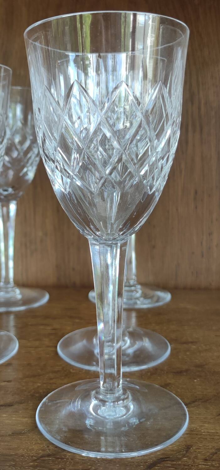 Série de 36 verres coupes cristal taillé/cristallerie de Lorraine