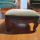 Fauteuils cabriolets Louis XV + repose pieds