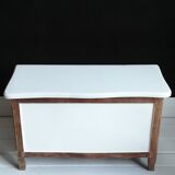Chest bench