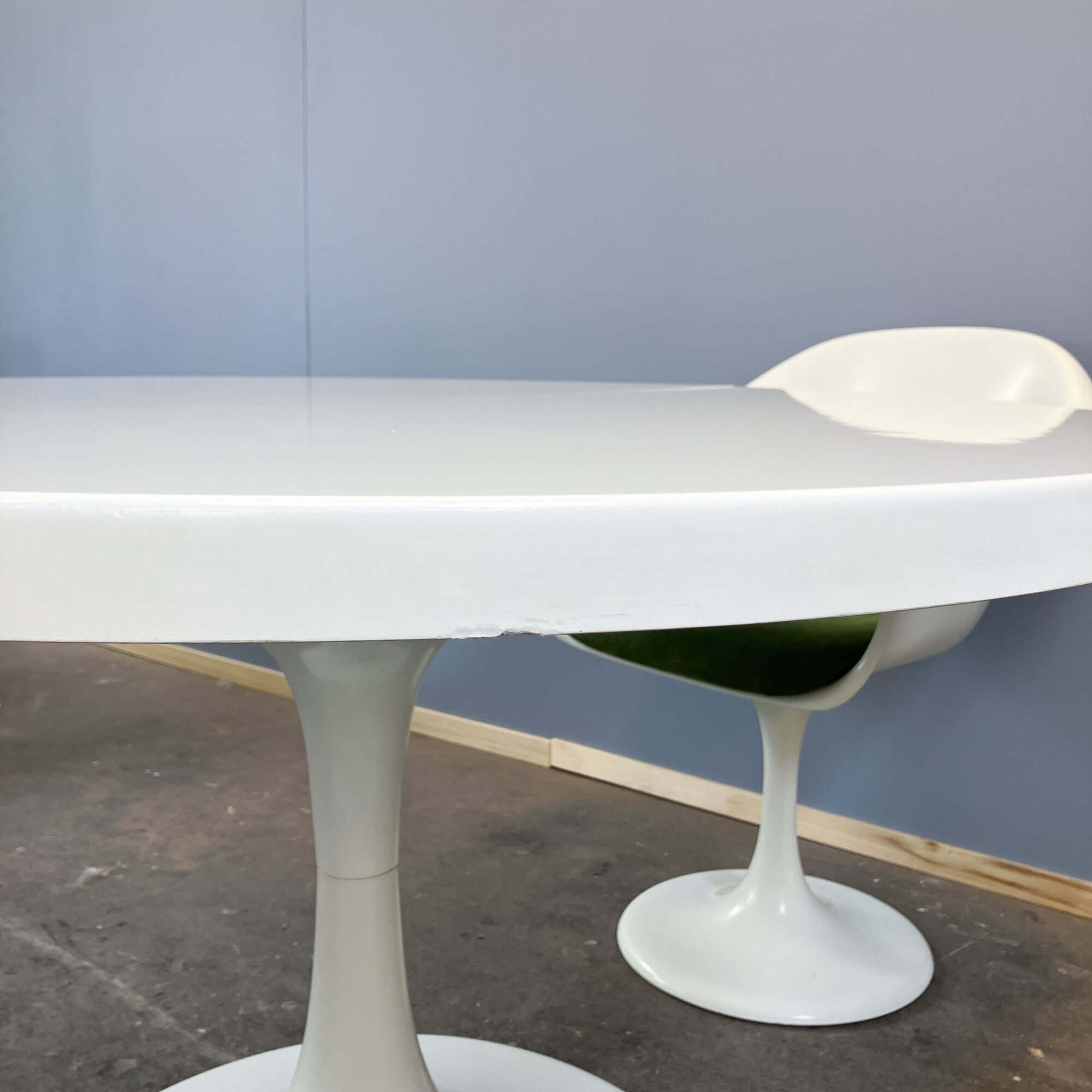 Icône du design de l'ère spatiale : table à manger 'Set-Line' par K. Schäfer pour Lübke, années 1960.
