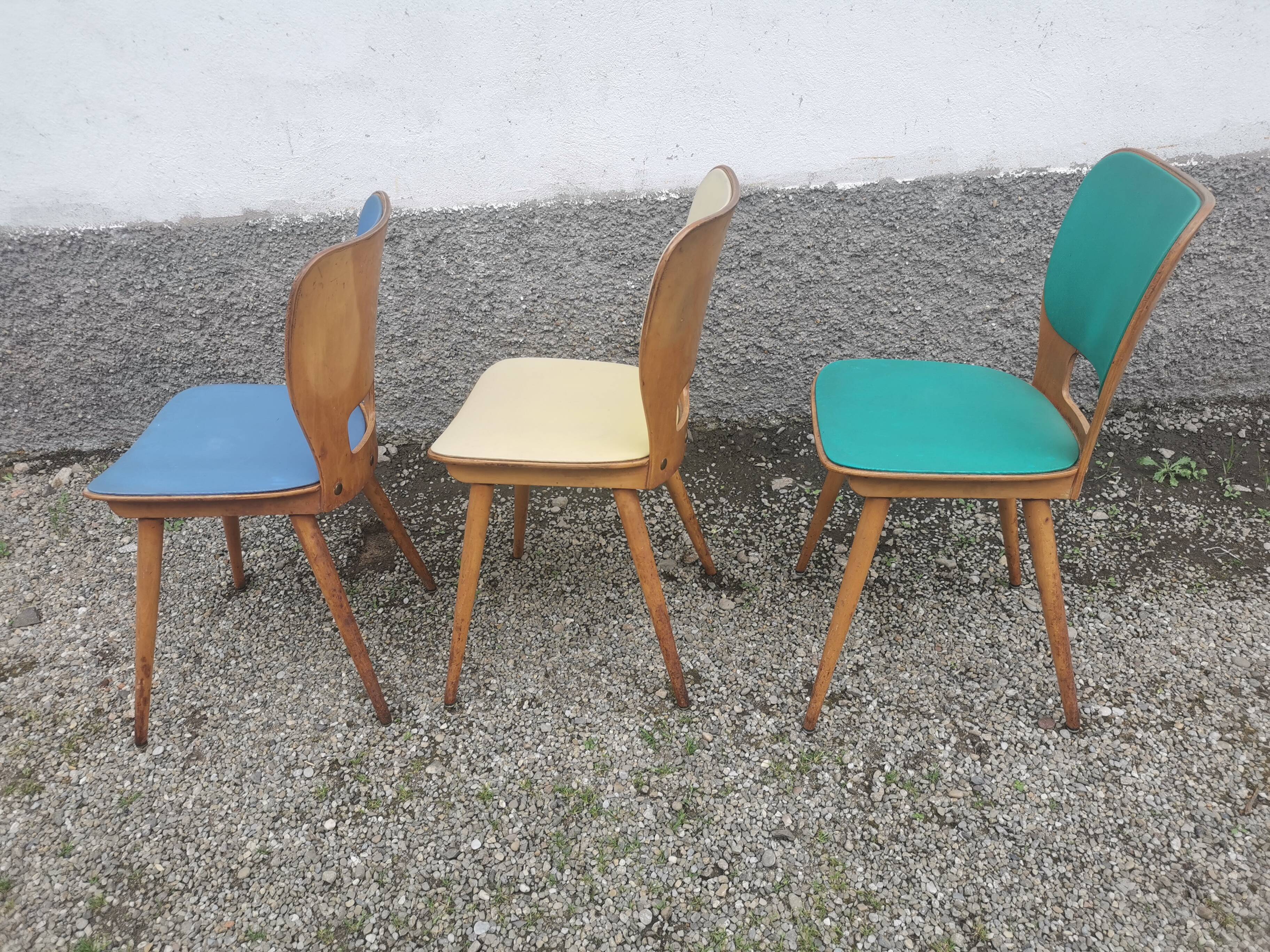 Trois chaises vintage de couleur année 50