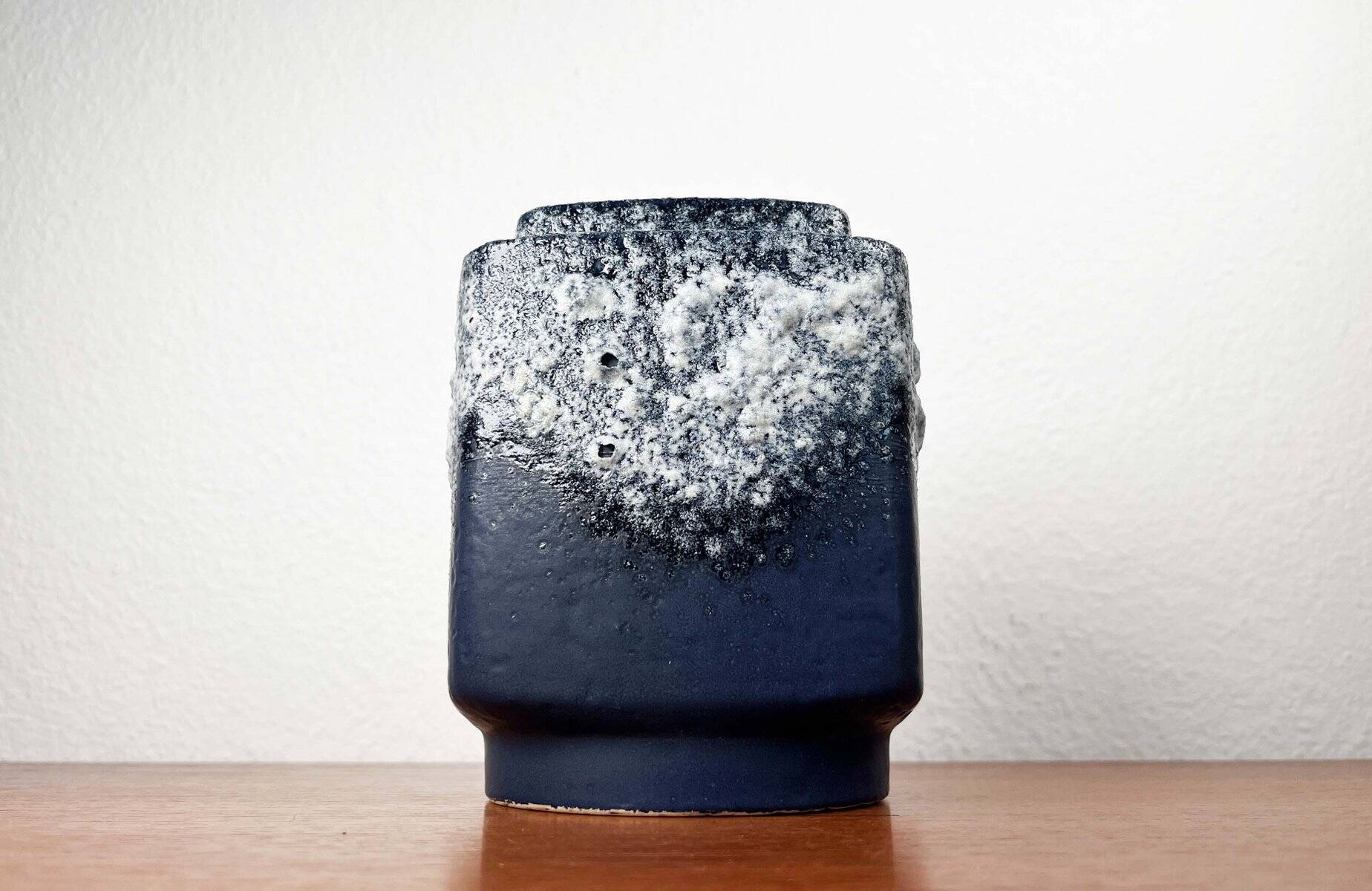 WGP Fat Lava flower pot in ceramic from West Germany, mid-century by Dümler & Breiden, 1960s.
