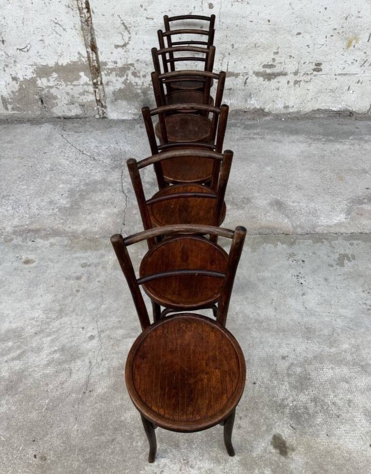 Set of 7 old Baumann bistro chairs in curved wood with round seat