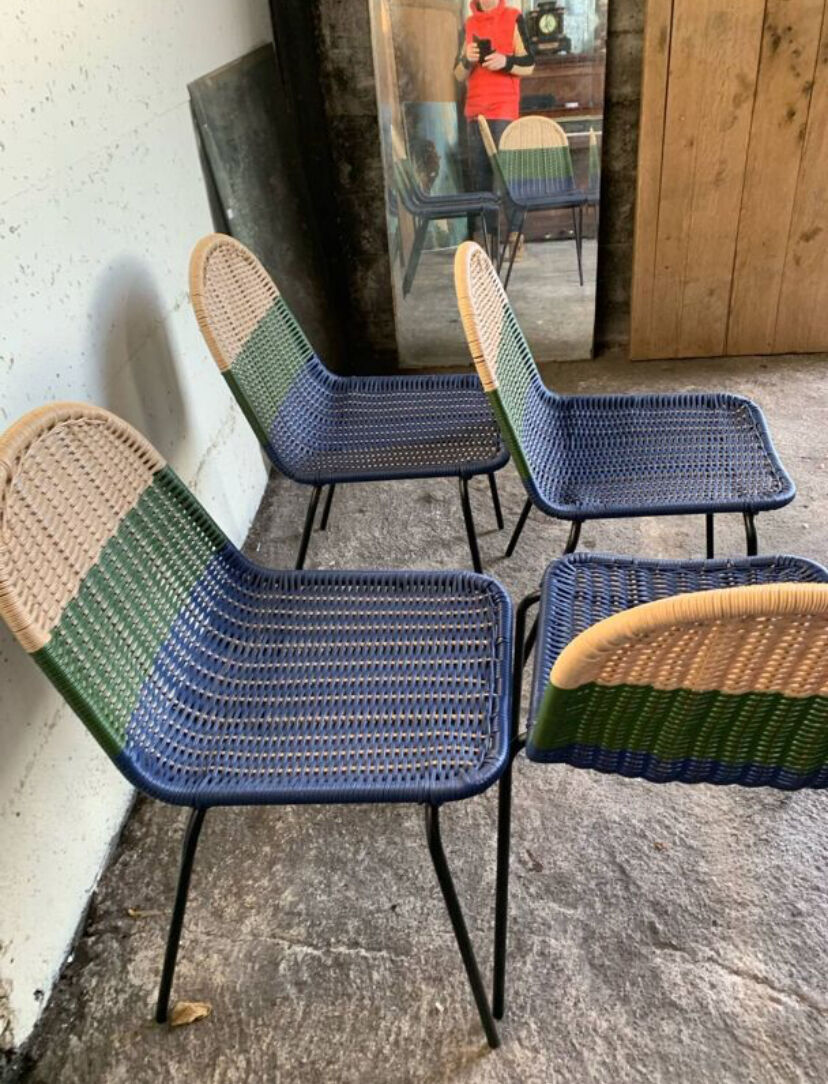 4 garden chairs