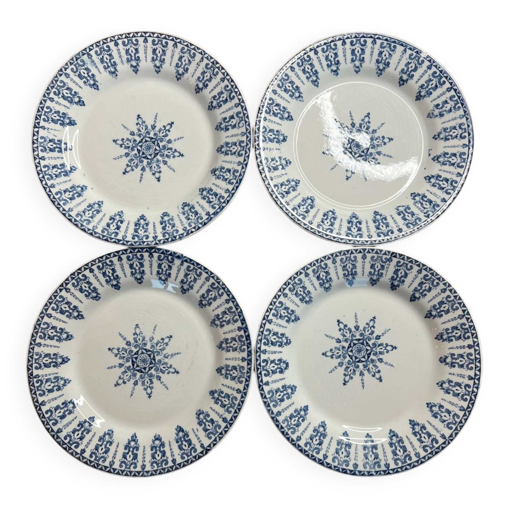 Set of 4 GIEN Annam flat plates