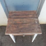 Petite table de ferme